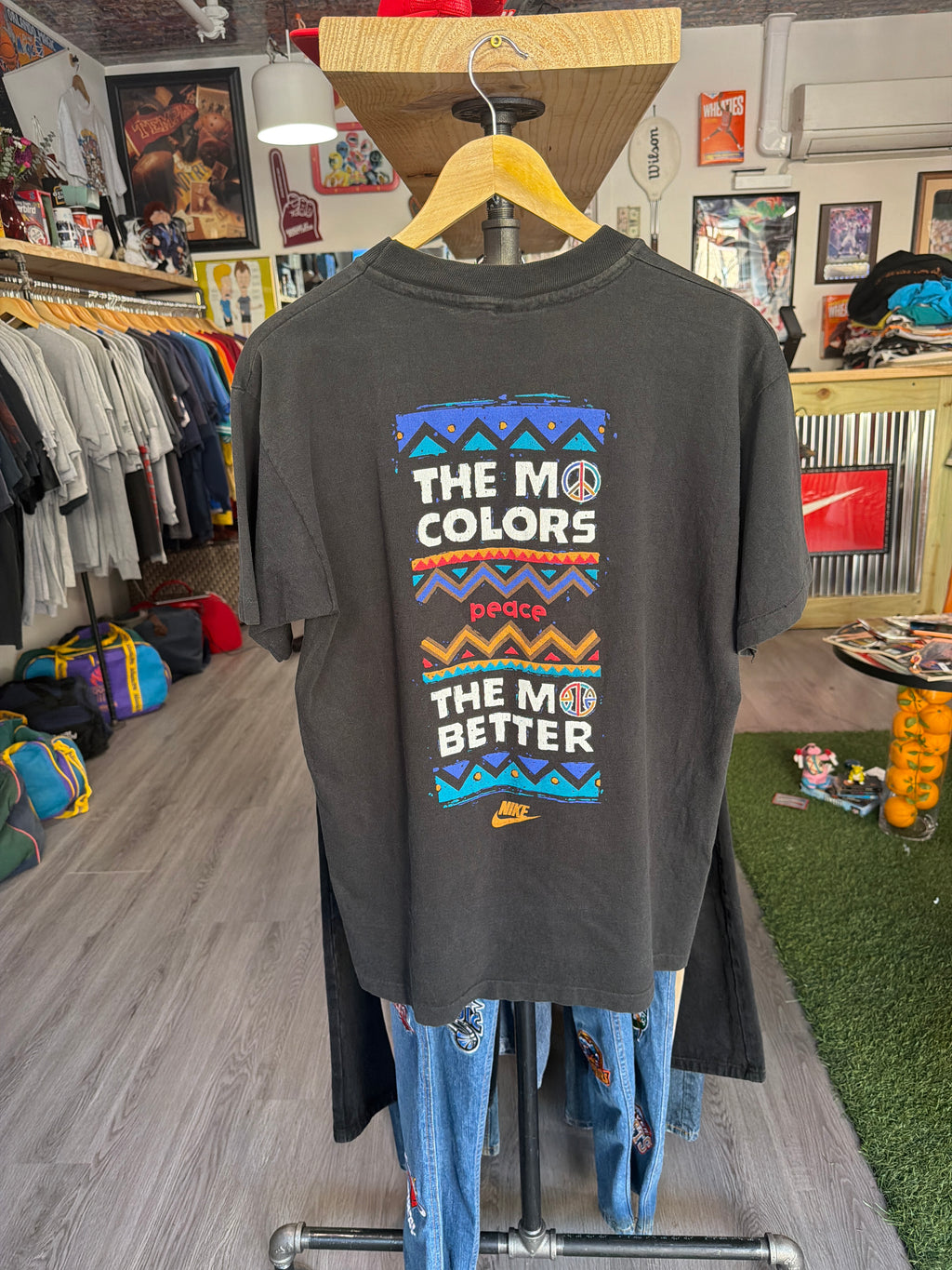 Nike 90s Spike Lee “Mo Colors, Mo Better”