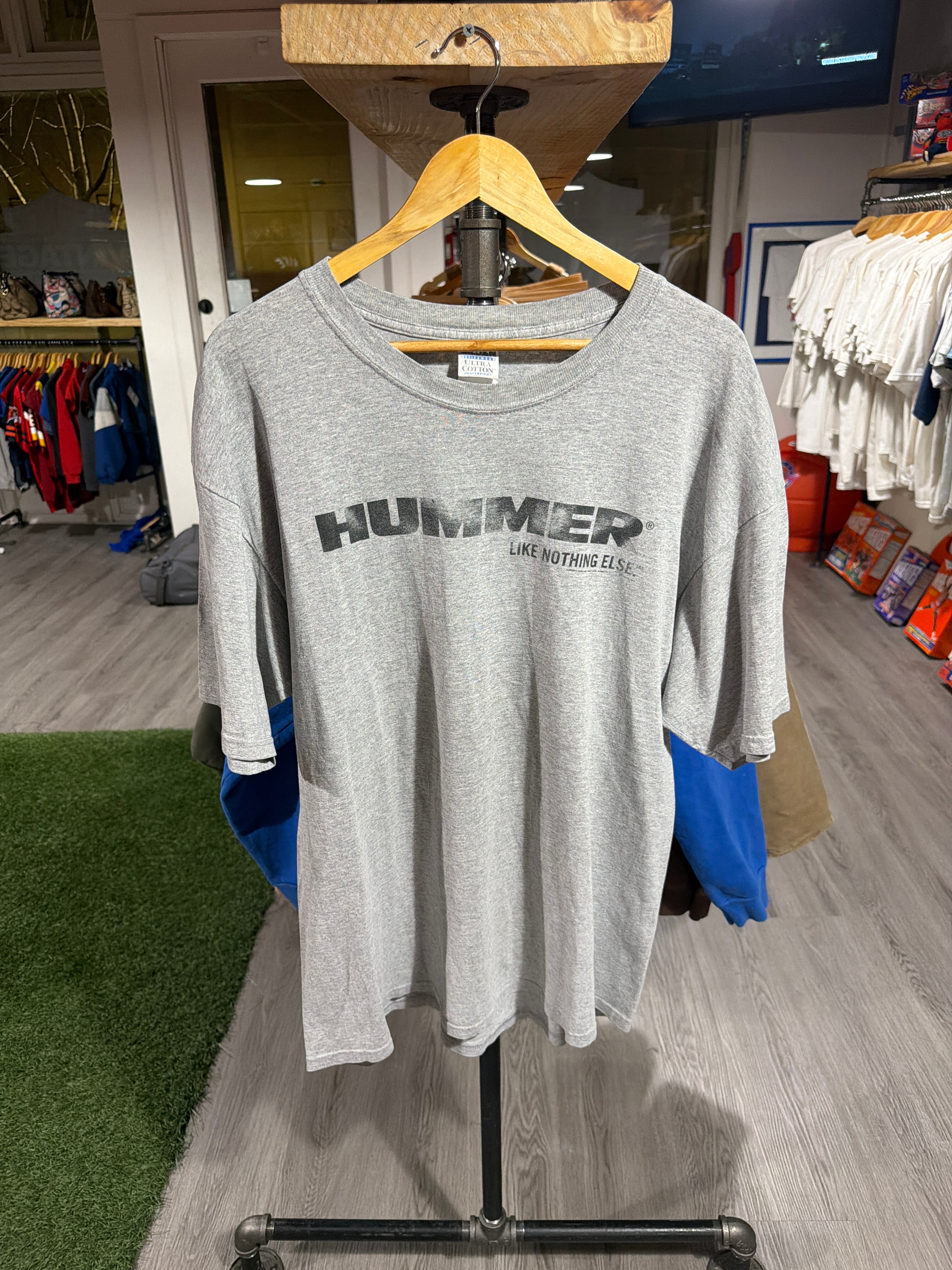 Hummer Tee