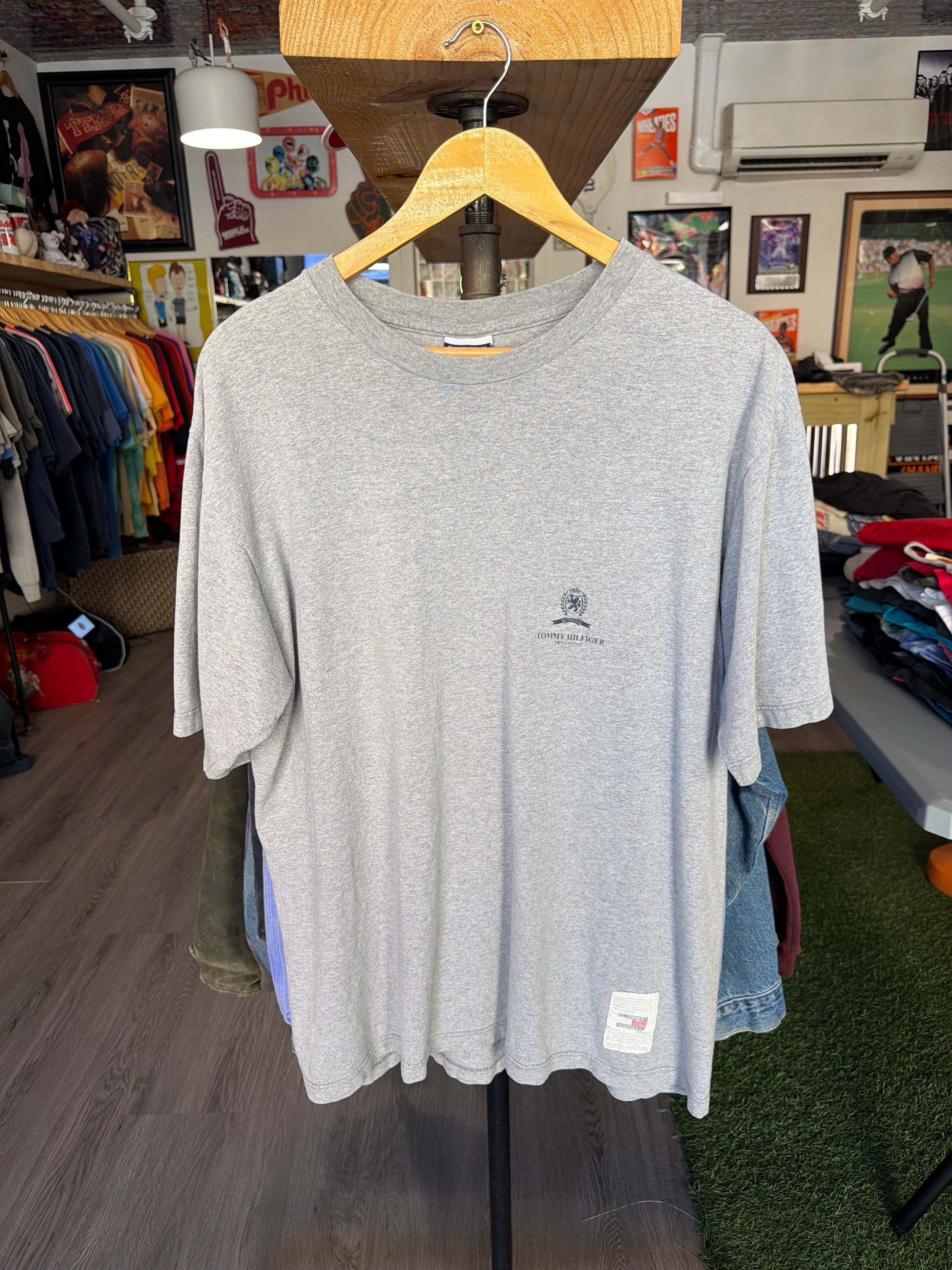 Tommy Hilfiger “Basic” Tee
