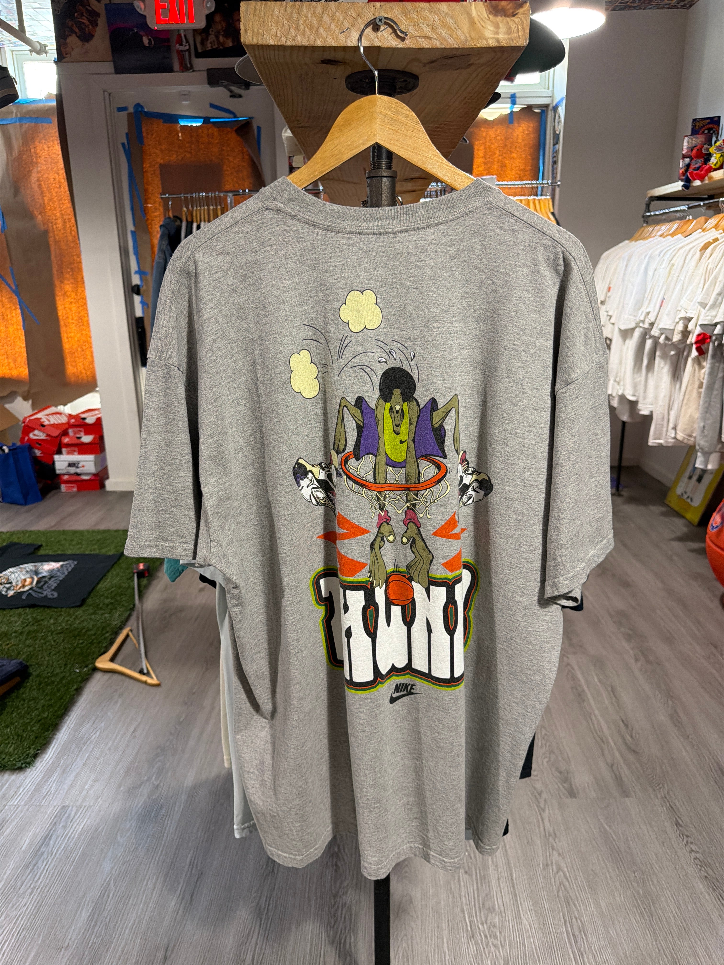 90s Nike “Keep On Dunking.. THUNK!” Tee