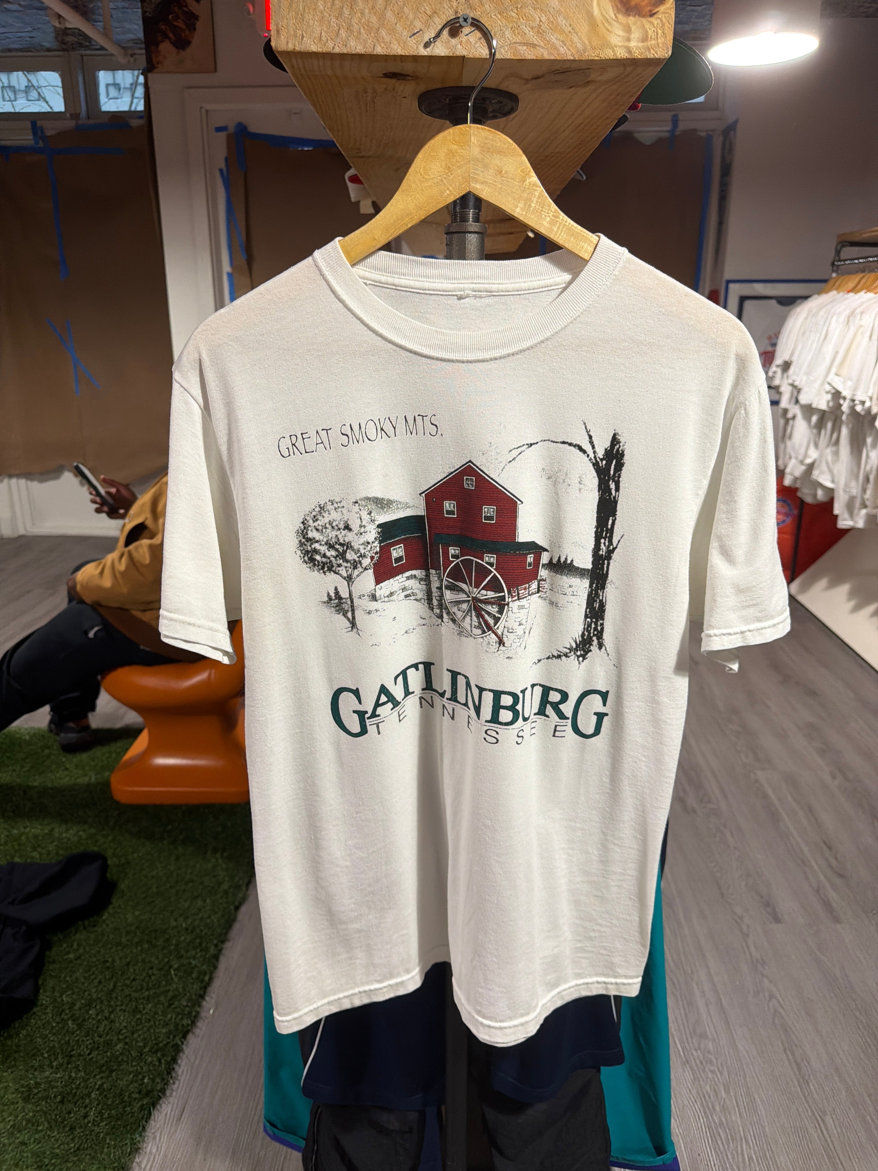 Great Smoky Mts “Red Cabin” Tee