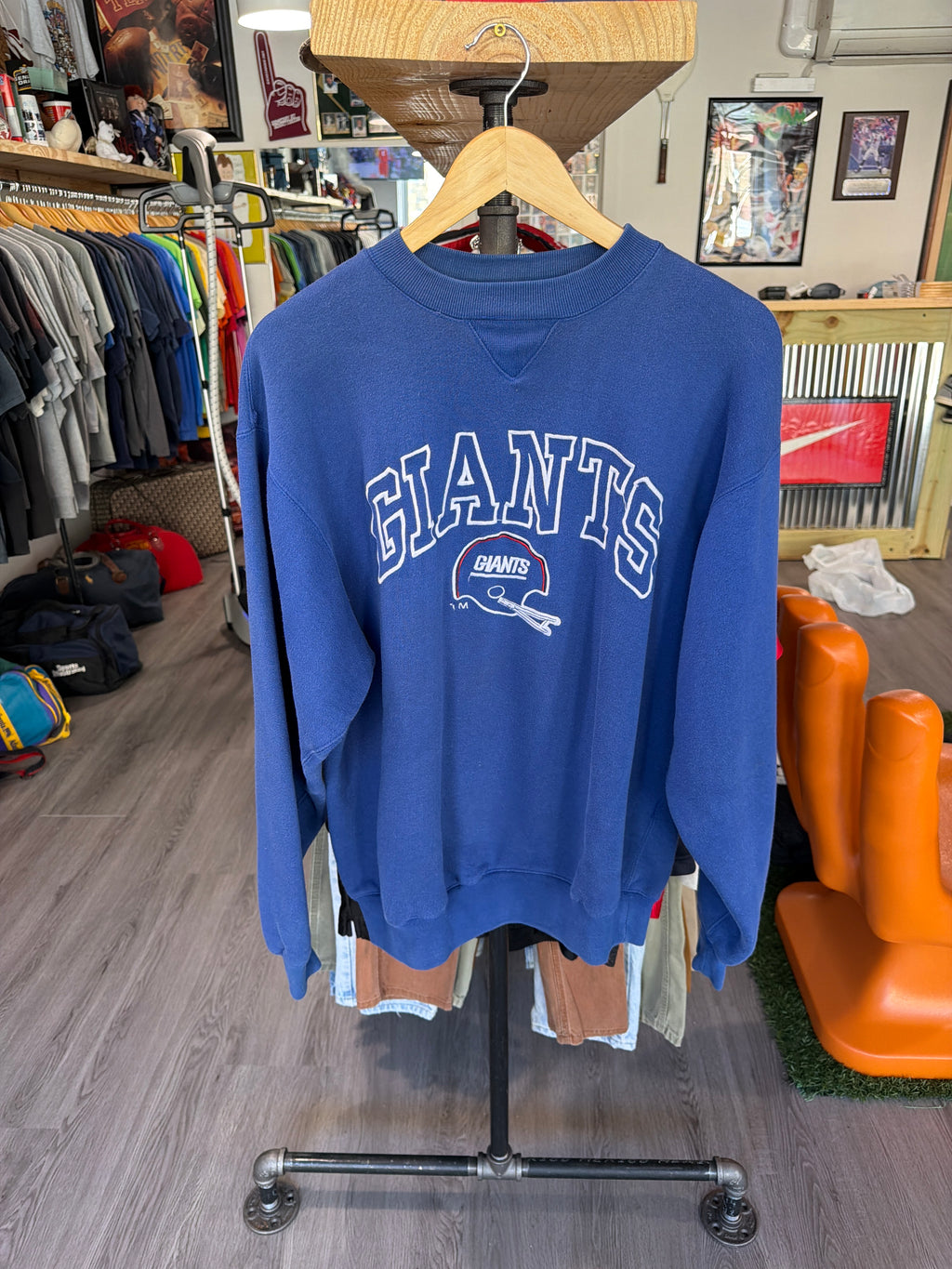 New York Giants “Center Helmet” Sweatshirt